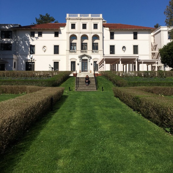 Meet your Posher, Jo - Picture 2 of 3